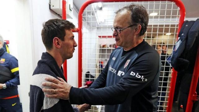 开云体育下载-第一次在录像里见到梅西 贝尔萨以为错按快进键！